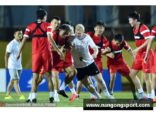 中国足球与韩国对决，谁将笑到最后？